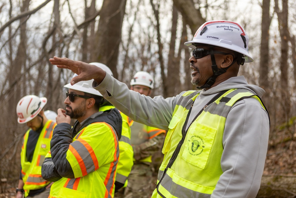 USACE Omaha District Rapid Response Technical Center of Expertise team assesses remediation areas at Potomac Interceptor collapse site