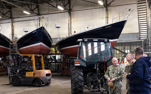 USNA Superintendent tours Naval Academy waterfront