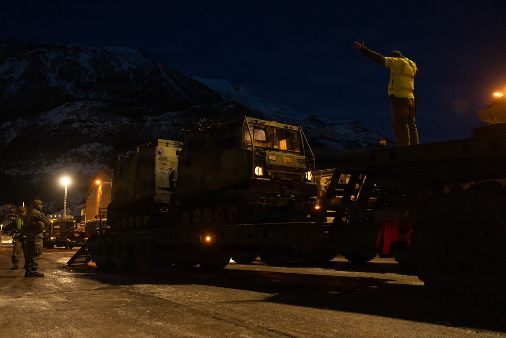CORE26 | Norwegian, U.S. Forces Conduct Logistics Operations for Arctic Exercise