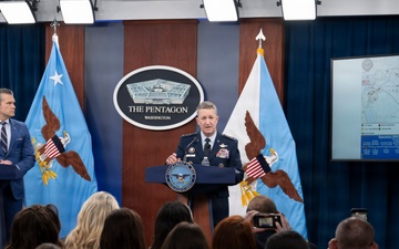 SW, CJCS Conduct Pentagon Press Briefing