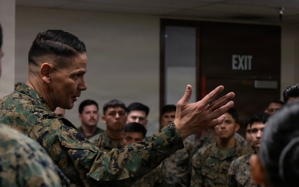 SMMC visits 4th MLG Marines in San Diego
