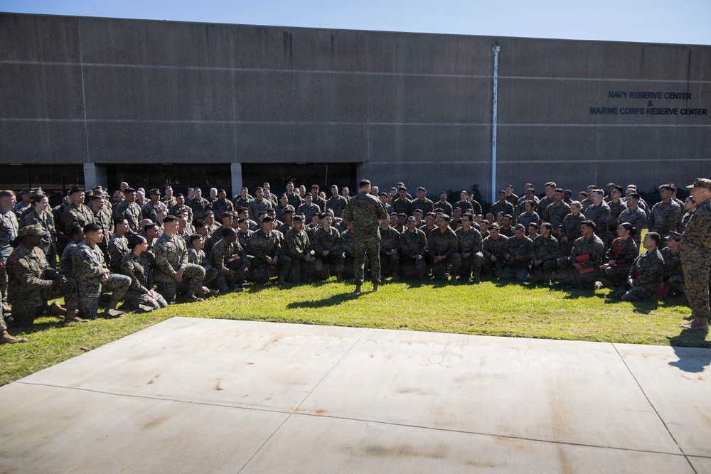 SMMC visits 4thMedBn Reservists
