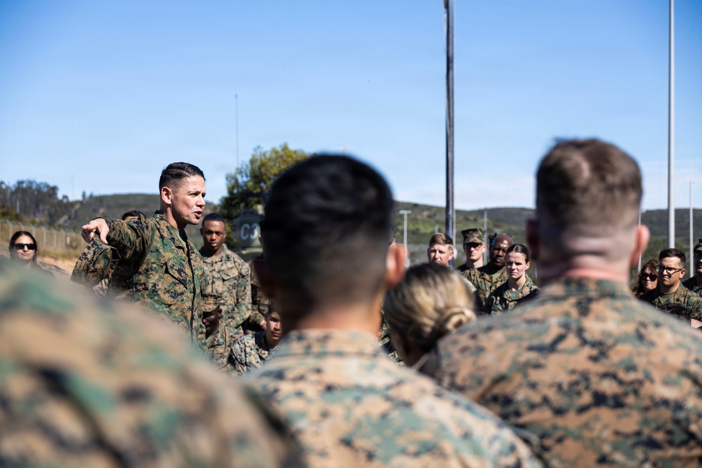 SMMC visits 4thMedBn Reservists