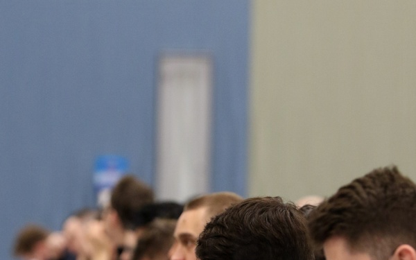 Stennis Sailors Take Navy-wide Advancement Exam