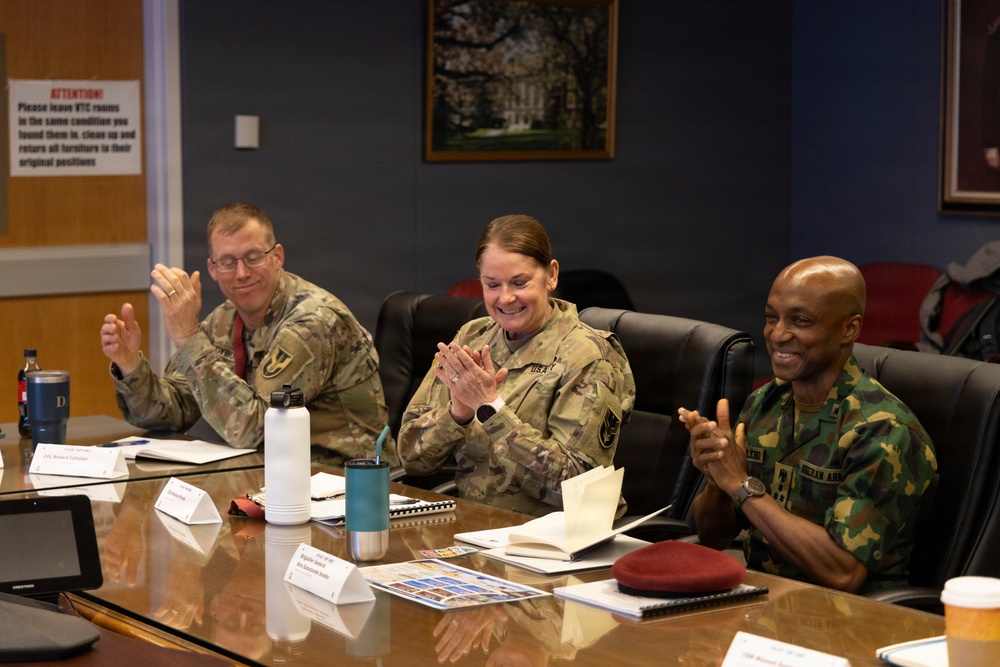 Nigerian Ministry of Defence Health Implementation Programme visits WRAIR