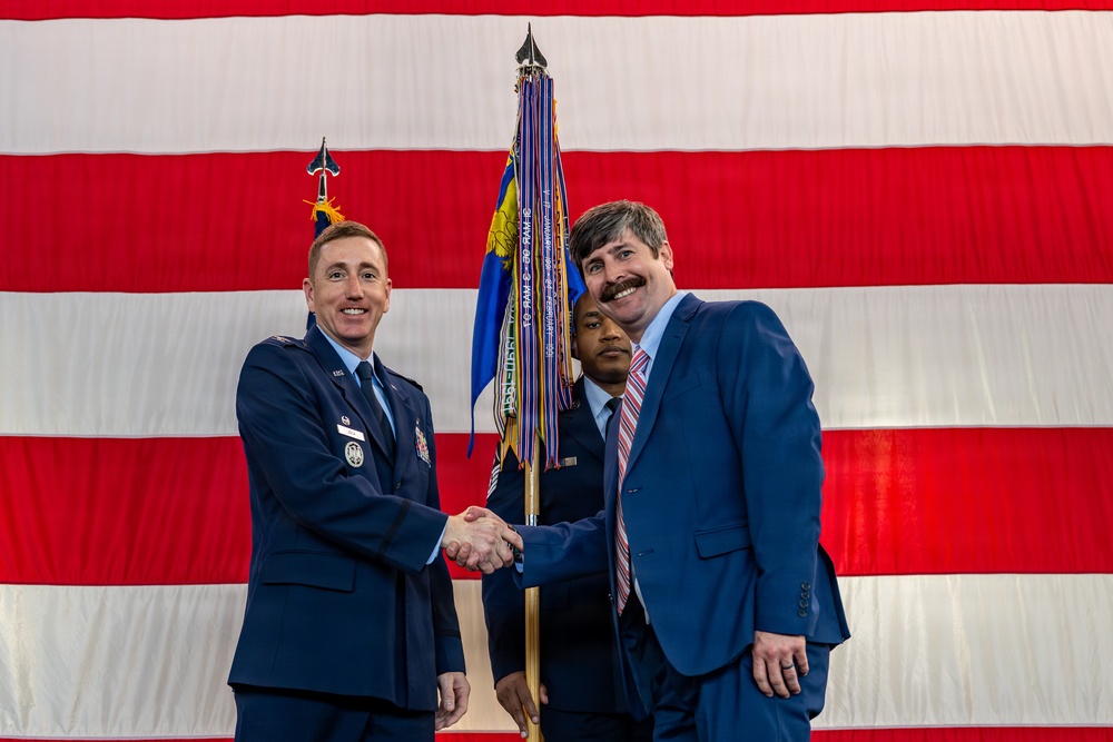 Moody welcomes new honorary commanders