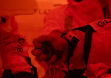 Preparation, partnership, performance under pressure: Joint training strengthens water survival readiness