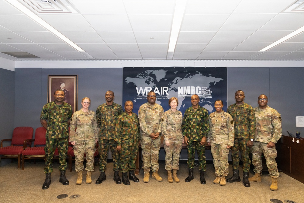 Nigerian Ministry of Defence Health Implementation Programme visits WRAIR