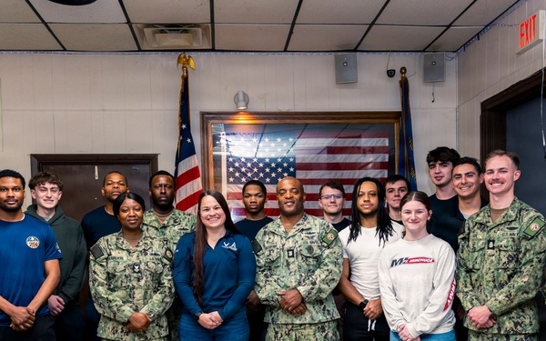 Air Force Tech. Sgt. awarded the Navy and Marine Corps Achievement Medal