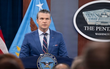 SW, CJCS Conduct Pentagon Press Briefing