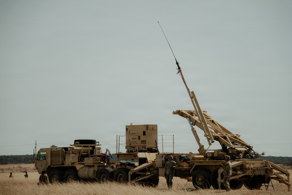 Soldiers from 1-62 ADA conduct Emplacement and Initialization Drills