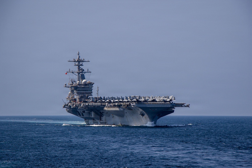 USS Abraham Lincoln Conducts Replenishment-at-Sea