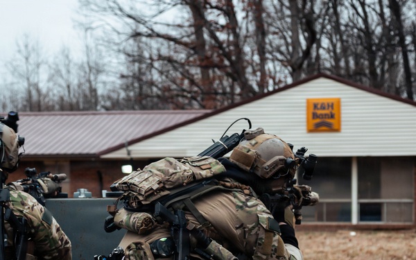 10th Special Forces Group Conducts Validation Exercise at Muscatatuck Urban Training Center