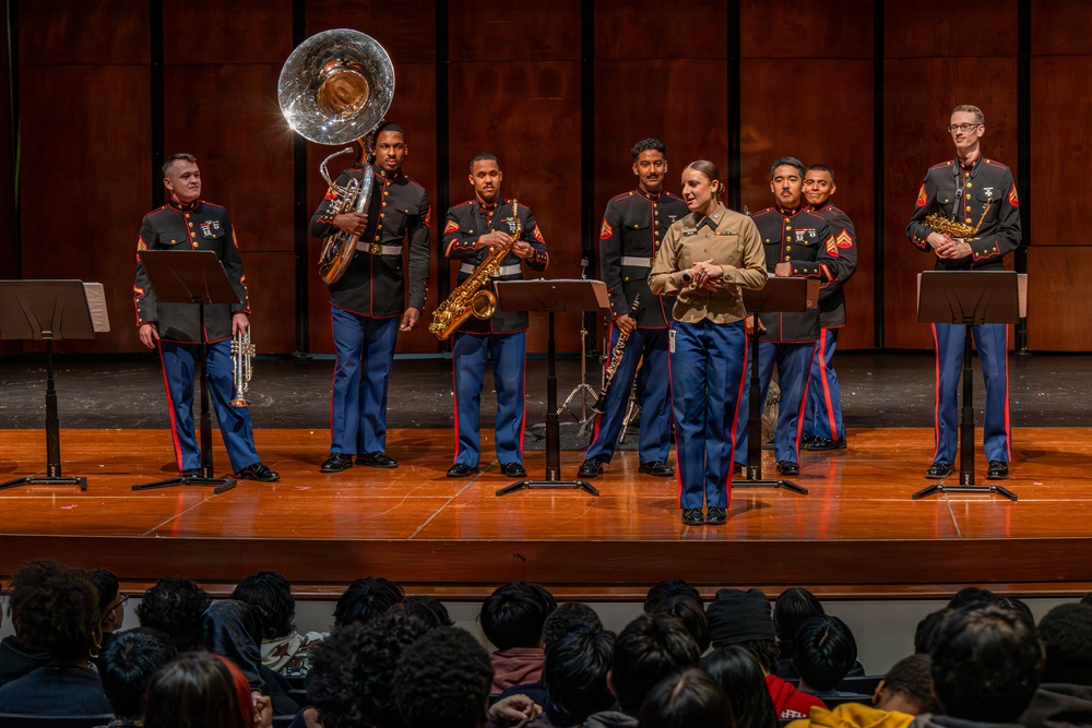 Marine Reserves Band Performs for Houston Schools &amp;#xA;