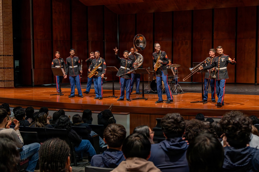 Marine Reserves Band Performs for Houston Schools &amp;#xA;