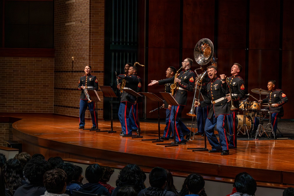 Marine Reserves Band Performs for Houston Schools &amp;#xA;