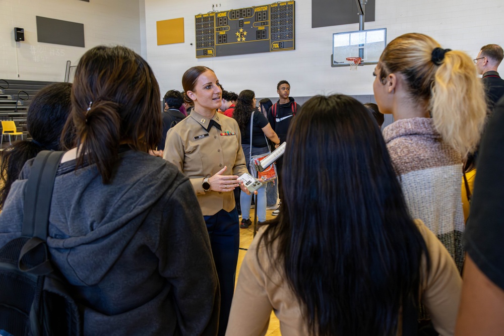 Marine Reserves Band Performs for Houston Schools &amp;#xA;