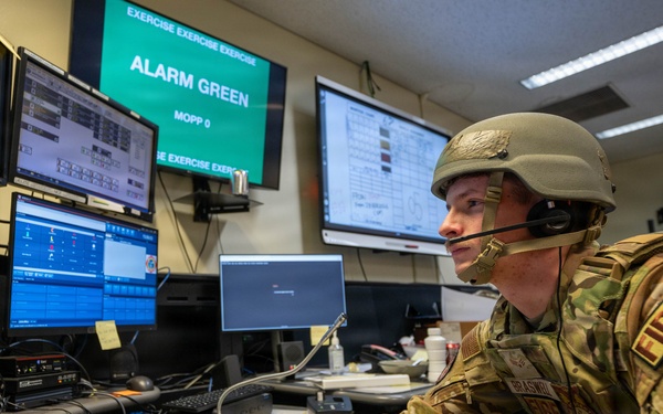 BM26: Kadena firefighters hone rapid response skills