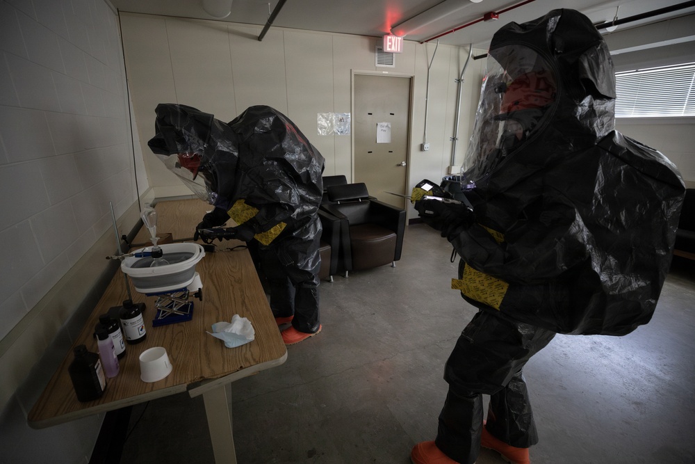 AKNG's 103rd Weapons of Mass Destruction - Civil Support Team conducts CBRN incident training exercise