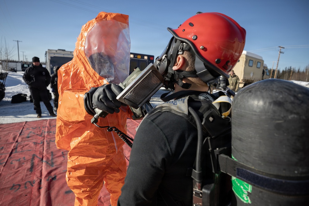 AKNG's 103rd Weapons of Mass Destruction - Civil Support Team conducts CBRN incident training exercise