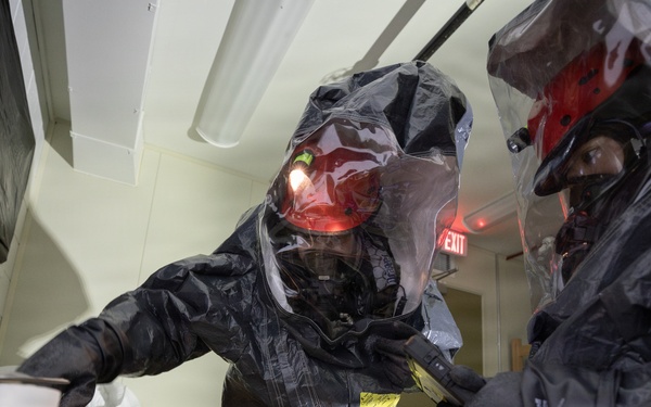 AKNG's 103rd Weapons of Mass Destruction - Civil Support Team conducts CBRN incident training exercise