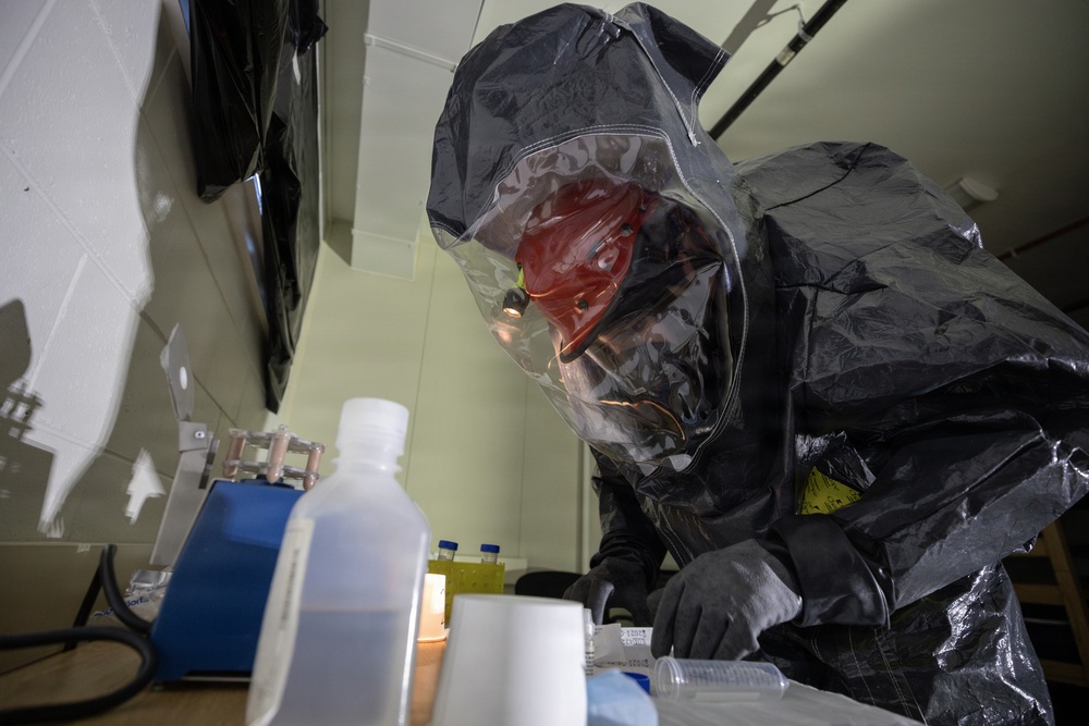 AKNG's 103rd Weapons of Mass Destruction - Civil Support Team conducts CBRN incident training exercise