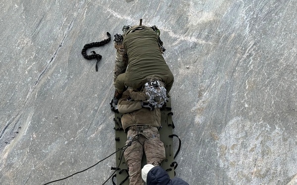 US Air Force, Allied Partners SOF members train in Greenland during AE26
