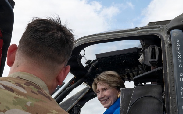 Boardroom to Flight Line: USO Governors Get Inside Look at Air Reserve Mission