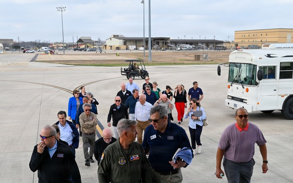 Boardroom to Flight Line: USO Governors Get Inside Look at Air Reserve Mission