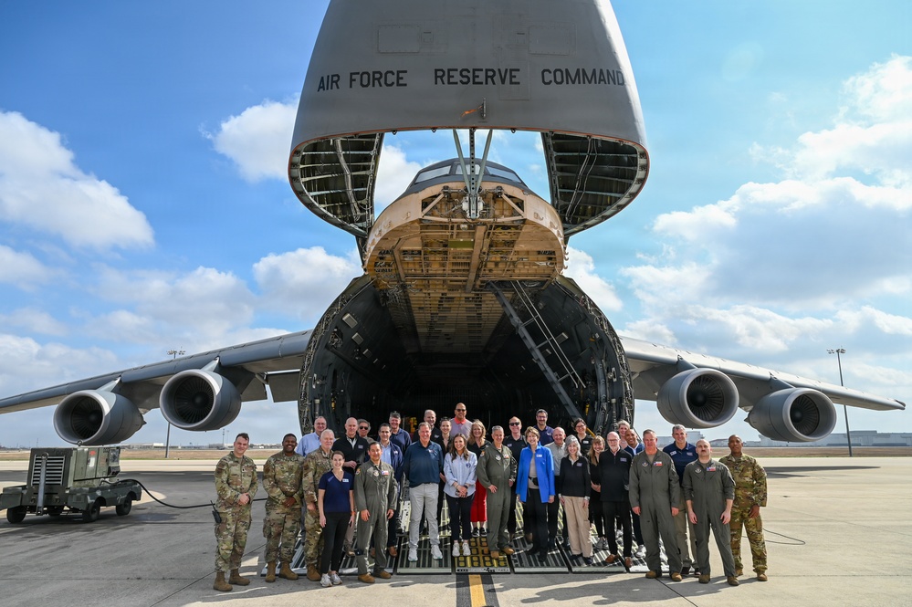 Boardroom to Flight Line: USO Governors Get Inside Look at Air Reserve Mission