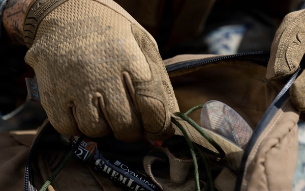 1st MLG CSTS Marines Conduct Pre-Combat Checks and Inspections