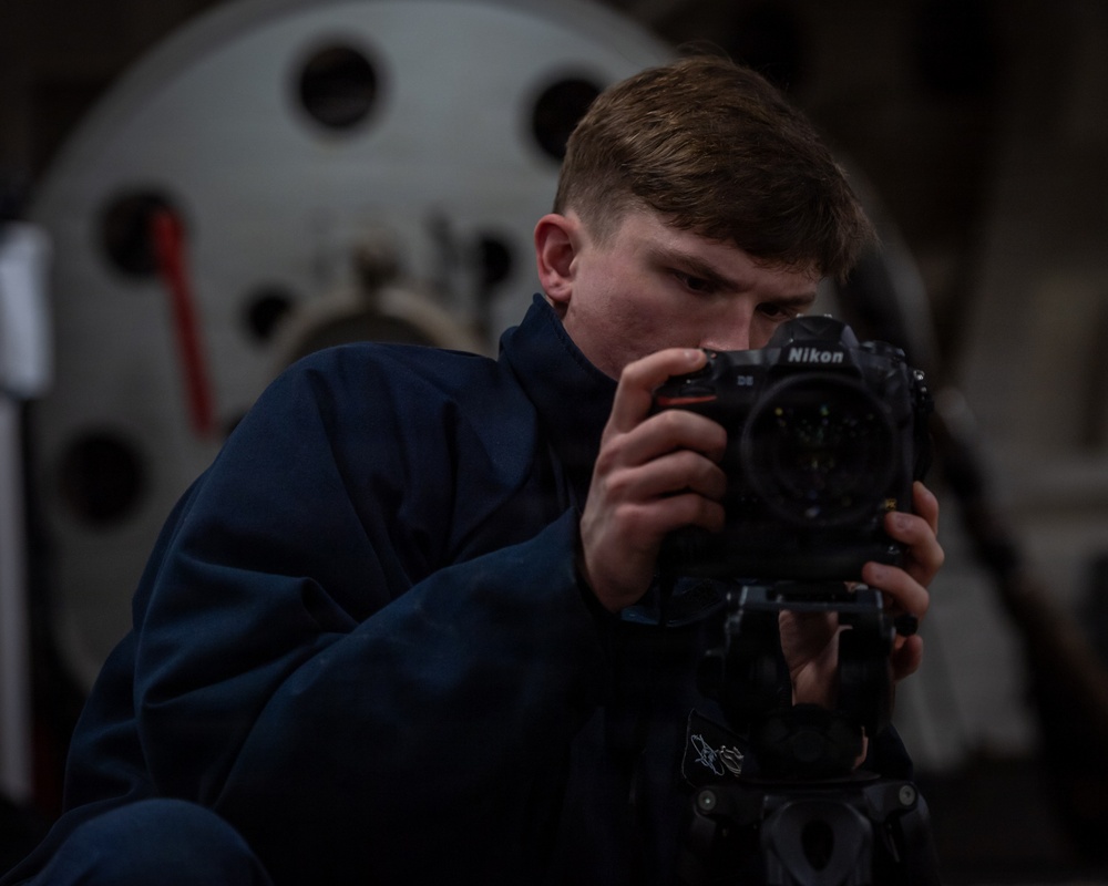 USS Nimitz Conducts Anchor Drop Evolution