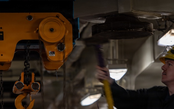 USS Nimitz Conducts Anchor Drop Evolution