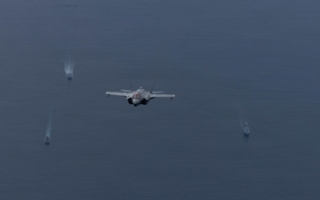 CORE26 | NATO Aircraft and Ships Conduct Joint Formation Flight in Arctic Exercise