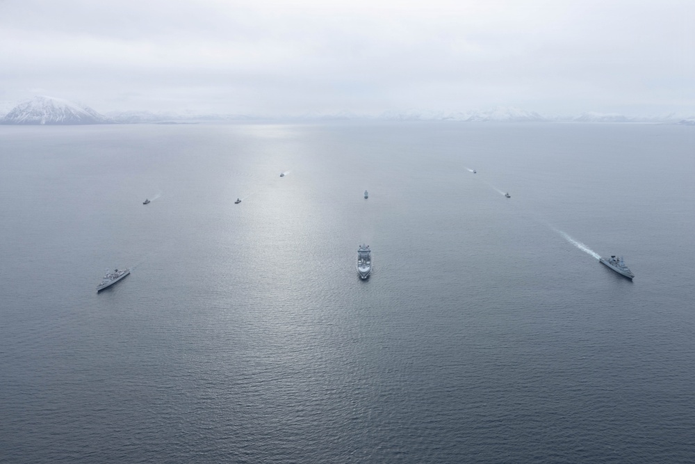 CORE26 | NATO Aircraft and Ships Conduct Joint Formation Flight in Arctic Exercise