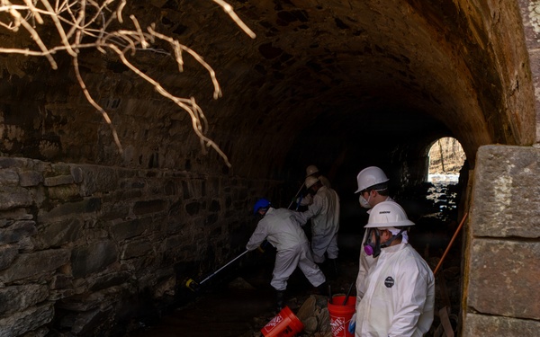 U.S. Army Corps of Engineers installs containment system in Rock Run culvert to aid Potomac Interceptor response