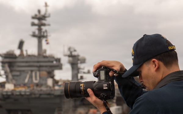 USS Nimitz Pulls into San Diego