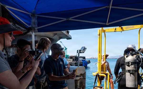 Members of DPAA Leadership and Manila American Cemetery and Memorial Visits 26-1PH