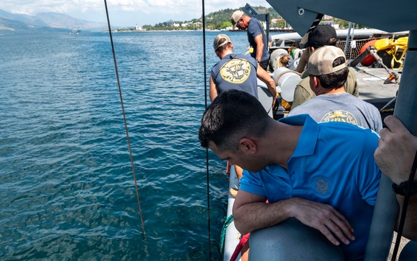 Members of DPAA Leadership and Manila American Cemetery and Memorial Visits 26-1PH