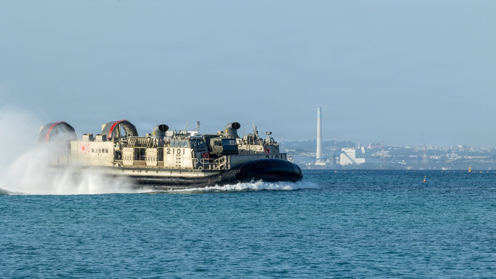 JMSDF LCAC Landings at Kin Blue Training Area