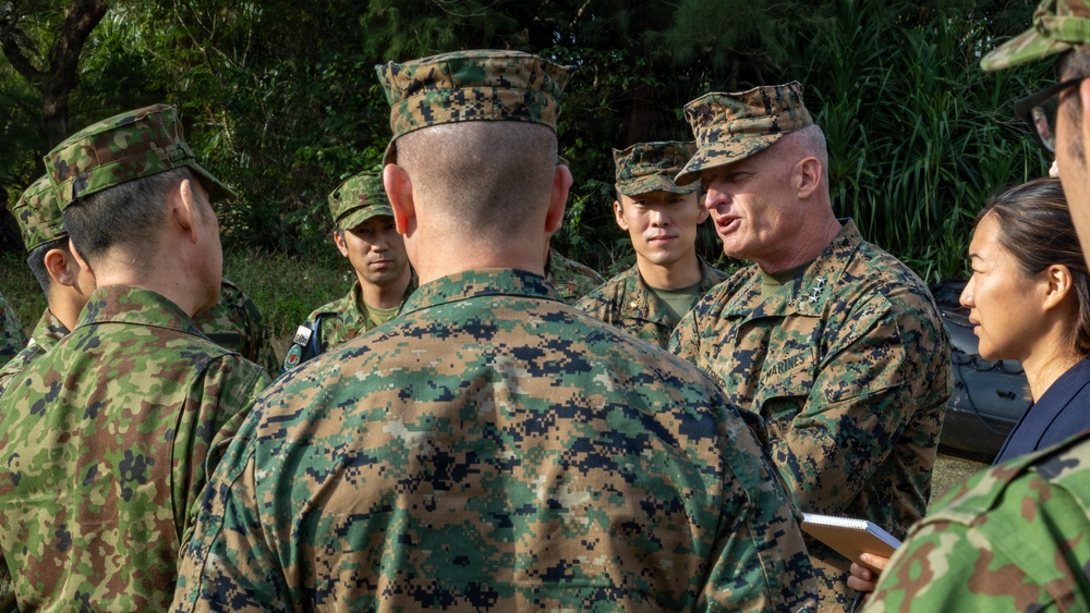 JMSDF LCAC Landings at Kin Blue Training Area