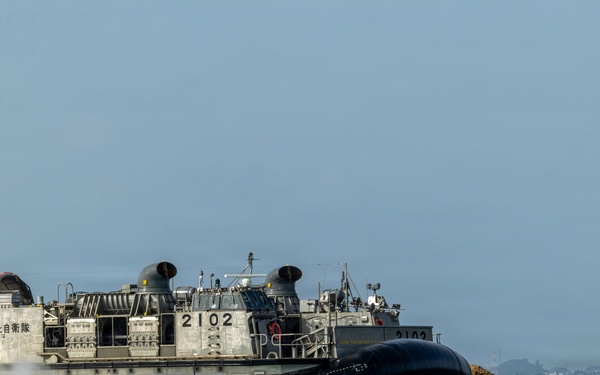 JMSDF LCAC Landings at Kin Blue Training Area