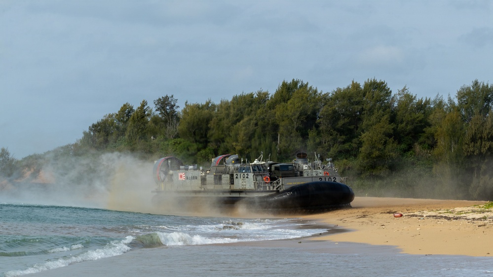 JMSDF LCAC Landings at Kin Blue Training Area