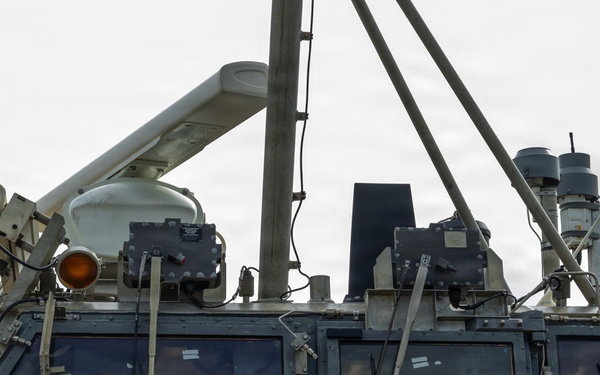 JMSDF LCAC Landings at Kin Blue Training Area
