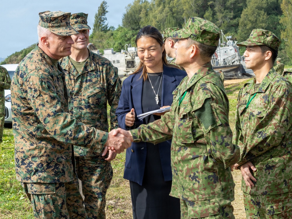 JMSDF LCAC Landings at Kin Blue Training Area