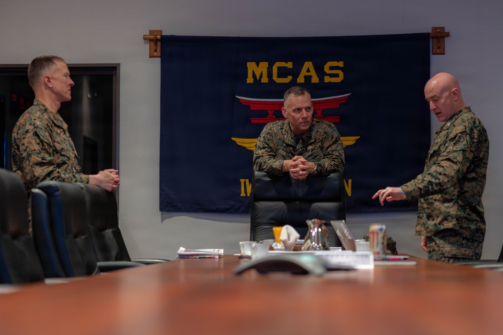 U.S. Marine Corps Lt. Gen. Eric Austin visits U.S. Marines at MCAS Iwakuni