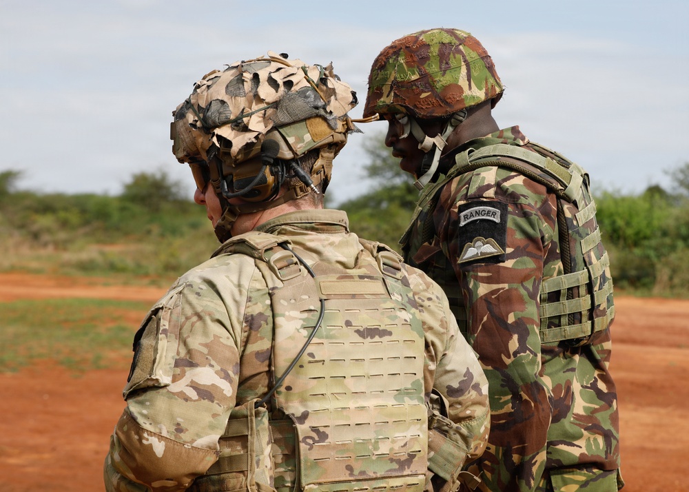 US, Kenya infantrymen conduct M249 SAW range training during Justified Accord 2026
