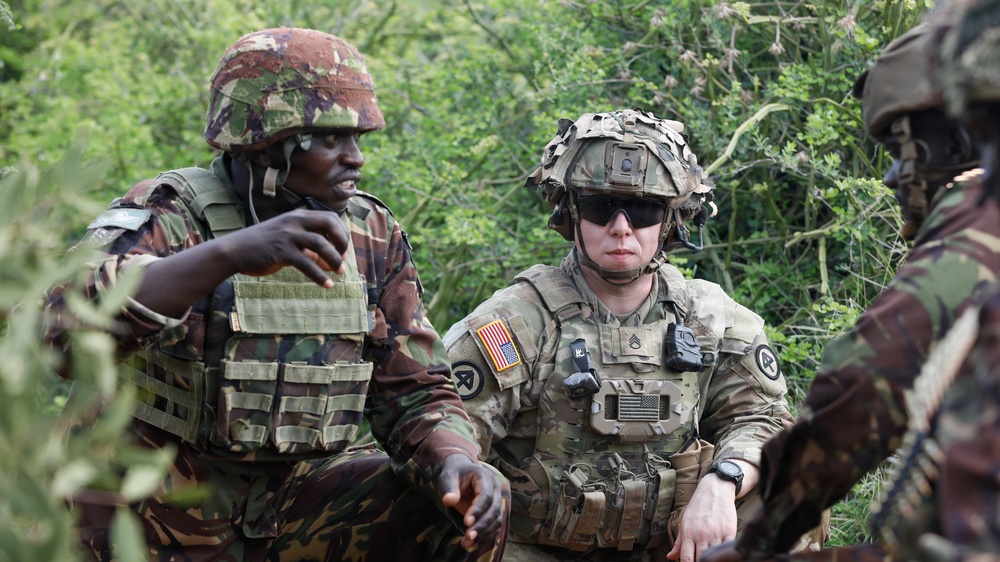 US, Kenya infantrymen conduct M249 SAW range training during Justified Accord 2026