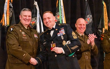 1st Sgt. Matthew Serowka Named Illinois Army National Guard Recruiting and Retention Battalion’s Top First Sergeant