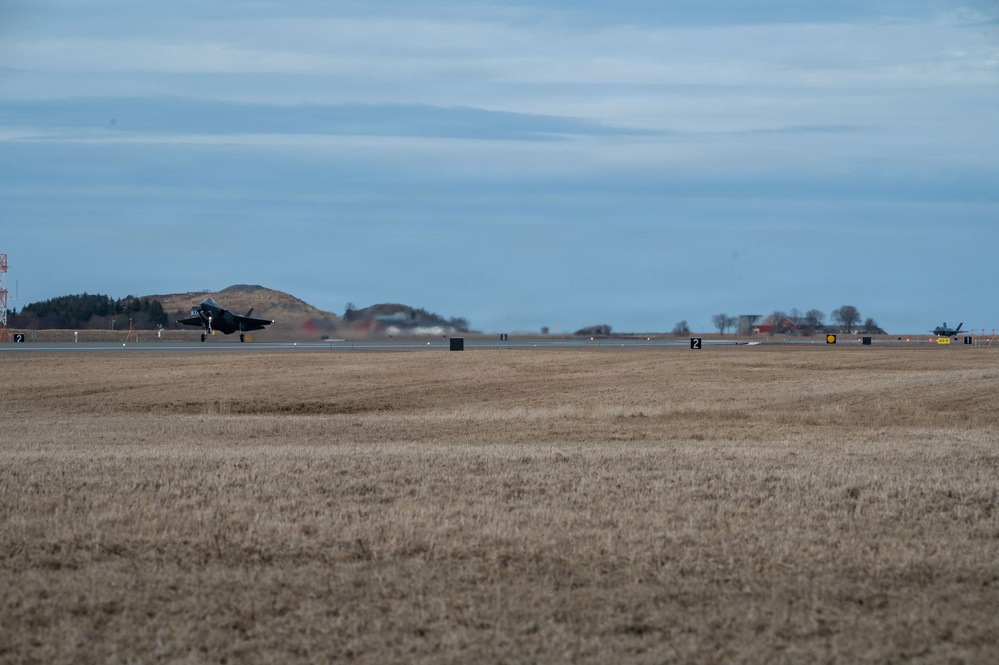 48 FW, NATO soar into the High North